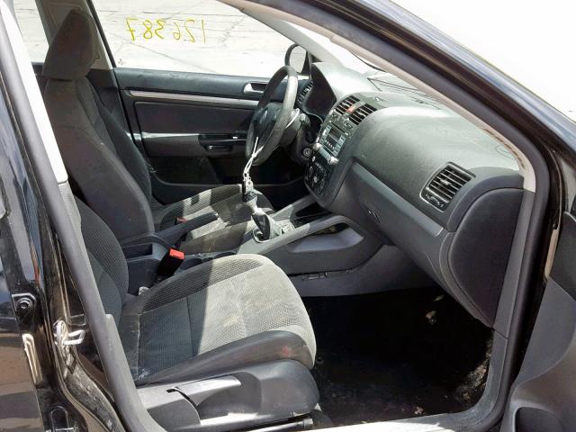 VIN 3KPFK4A75HE006256 2017 KIA Forte, LX no.5