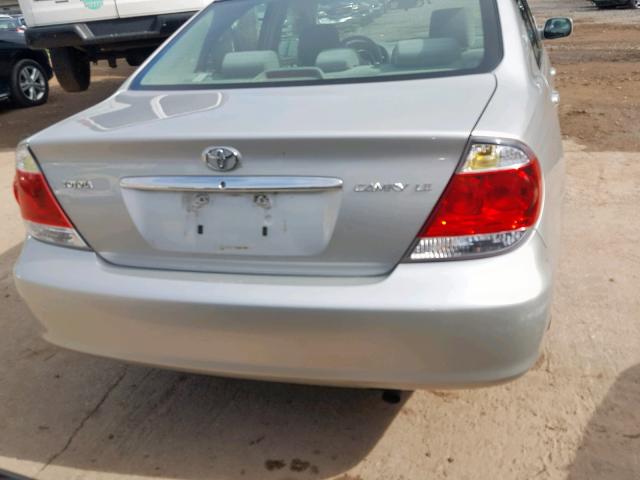 VIN 2HGFE2F58RH516806 2006 TOYOTA CAMRY LE no.9