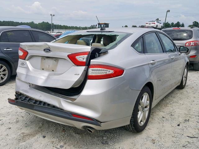 VIN 1HGCY1F22RA090569 2015 FORD FUSION SE no.4