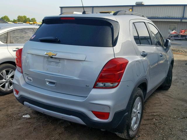 VIN 2G1FD1E34F9240490 2017 CHEVROLET TRAX 1LT no.4