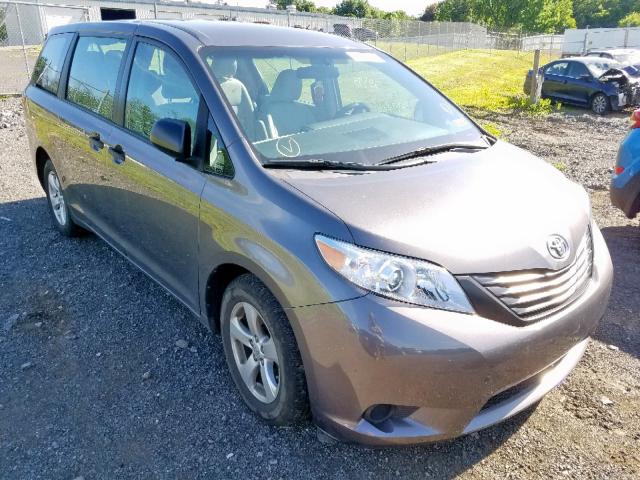 2017 TOYOTA SIENNA