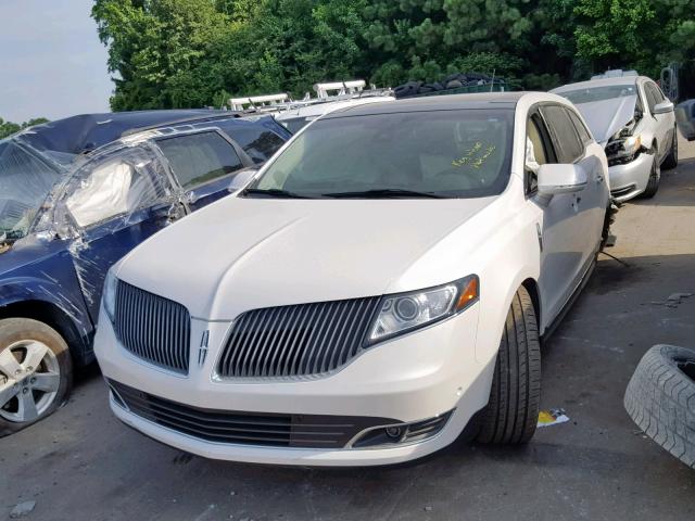 VIN 3CZRU5H56NM700533 2014 LINCOLN MKT no.2