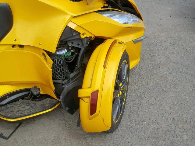 VIN 4T1G11AK3RU869968 2014 CAN-AM SPYDER ROA no.9