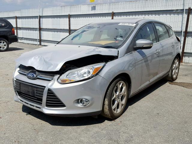 VIN 3KPF24AD1PE579269 2012 FORD FOCUS SEL no.2