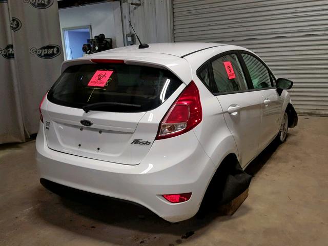 VIN WBA8A3C59JA505259 2017 FORD FIESTA SE no.4