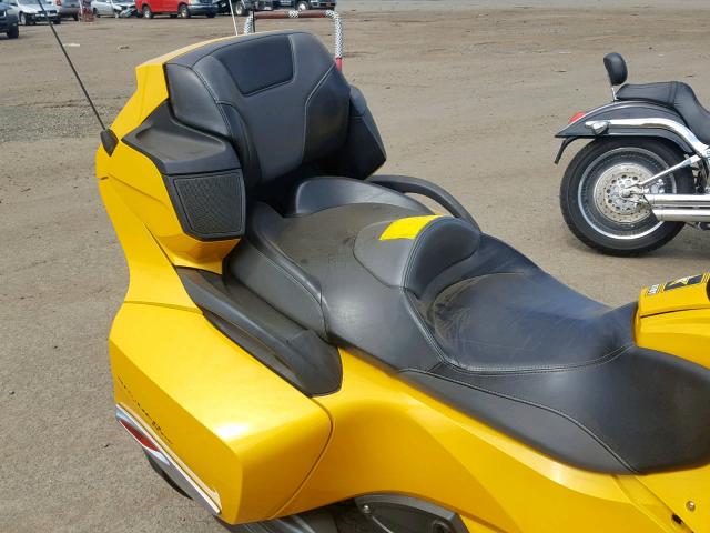 VIN 4T1G11AK3RU869968 2014 CAN-AM SPYDER ROA no.6