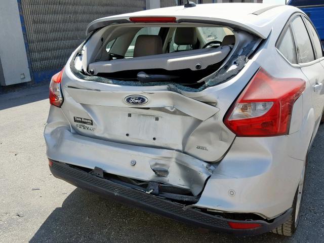 VIN 3KPF24AD1PE579269 2012 FORD FOCUS SEL no.9