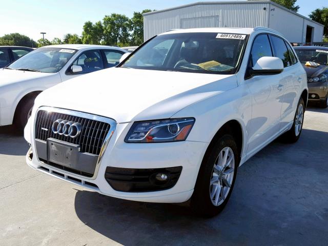 VIN 5UXWX9C59E0D42038 2011 AUDI Q5 PREMIUM no.2