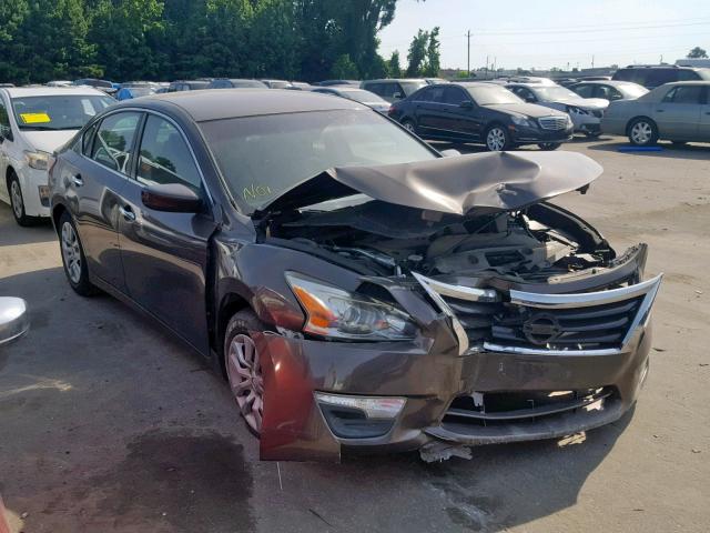 VIN 2T3BFREV6JW781023 2018 Toyota RAV4, LE no.1