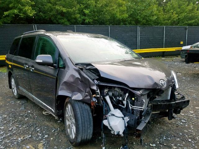 2016 TOYOTA SIENNA XLE