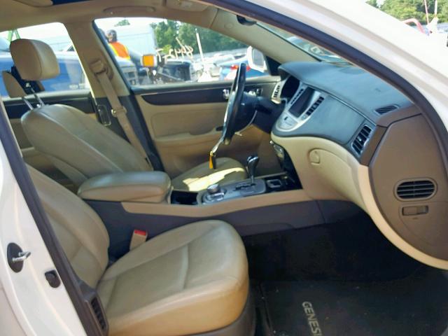 2011 HYUNDAI GENESIS 4. KMHGC4DF1BU118691