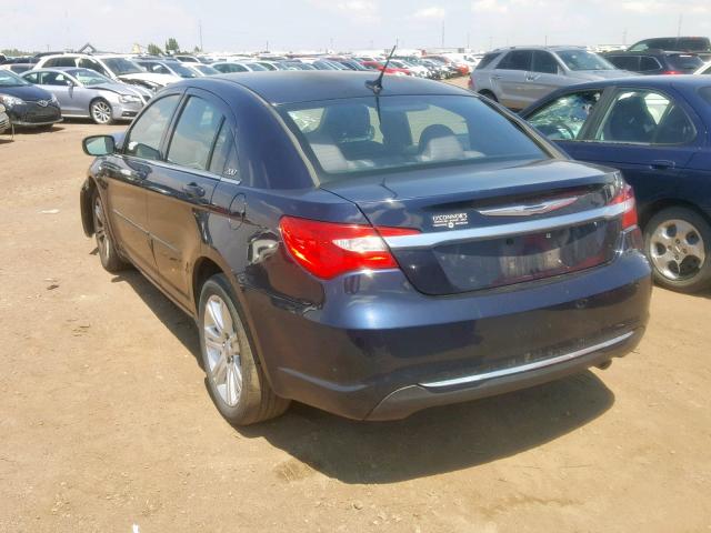 Chrysler 200 i 2012 сзади