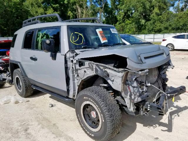 2013 TOYOTA FJ CRUISER