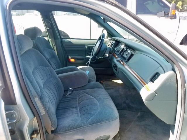 1995 Ford Crown Vict 4 6l 8 للبيع في Austell Ga Lot 46020659