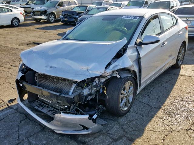  HYUNDAI ELANTRA 2018 Сріблястий