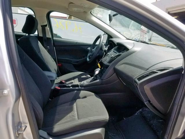  FORD FOCUS 2017 Серебристый