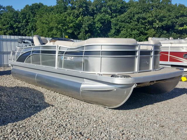 Auto Auction Ended on VIN: ETWG3002H819 2019 Benn Pontoon in MN ...