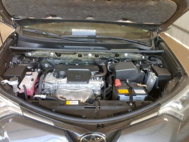 2018 TOYOTA RAV4 ADVEN JTMRFREV0JJ207045