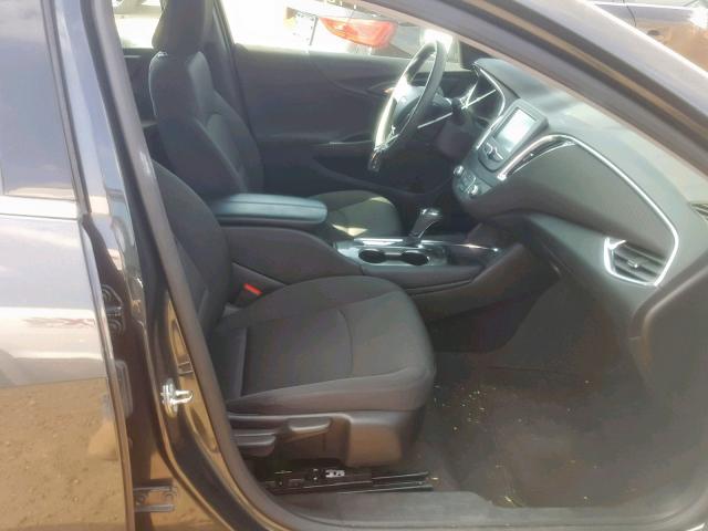 1G1ZD5ST2JF137271