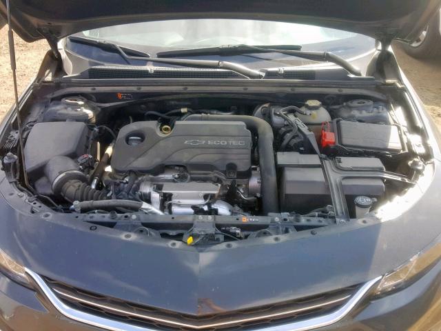 1G1ZD5ST2JF137271