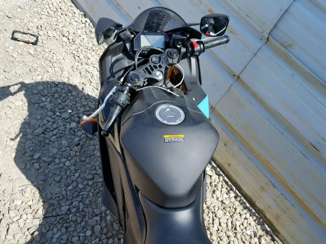 2019 YAMAHA YZFR3 A MH3RH18Y8KK001339