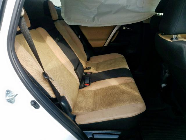 2017 TOYOTA RAV4 HV LE JTMRJREVXHD136038