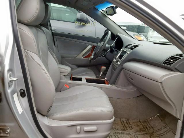 2010 Toyota Camry Hybr 2 4l 4 For Sale In Elgin Il Lot 51310929