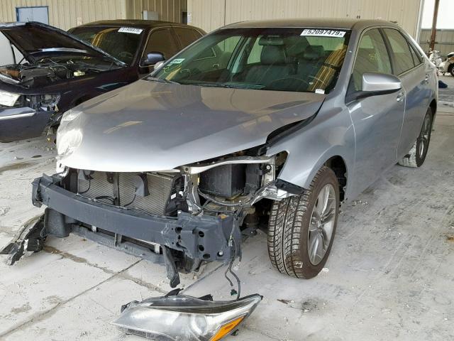 Седаны TOYOTA CAMRY 2017 Серебристый