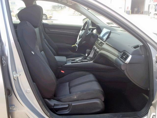 1HGCV1F42JA245863 2018 HONDA ACCORD EX-4