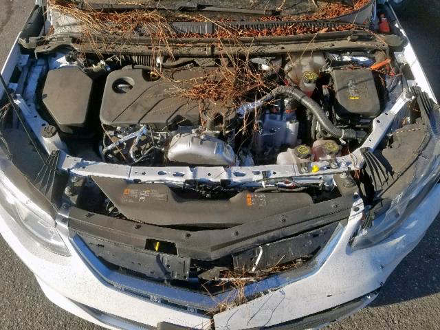 VIN 1G1RC6S52JU111792 2018 Chevrolet Volt, LT no.7