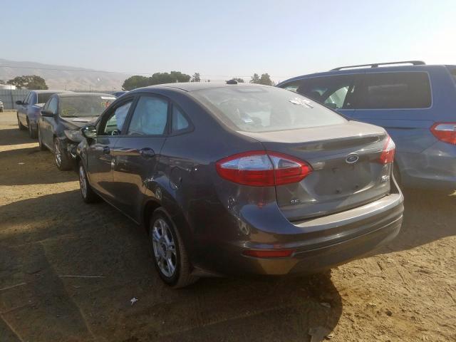 Седаны FORD FIESTA 2016 Серебристый