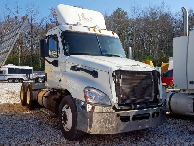 13 Freightliner Cascadia 125 For Sale Ma West Warren Wed Jun 10 Used Salvage Cars Copart Usa