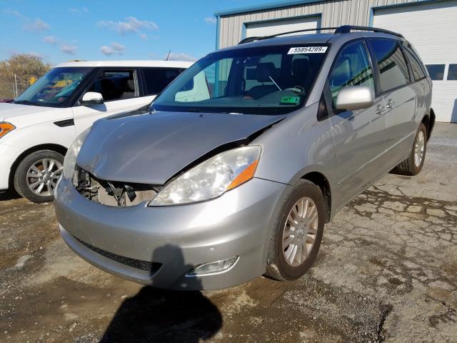 Toyota Sienna 2009