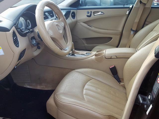 2010 MERCEDES-BENZ CLS 550 WDDDJ7CB2AA165036