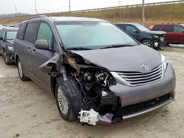 2015 TOYOTA SIENNA XLE