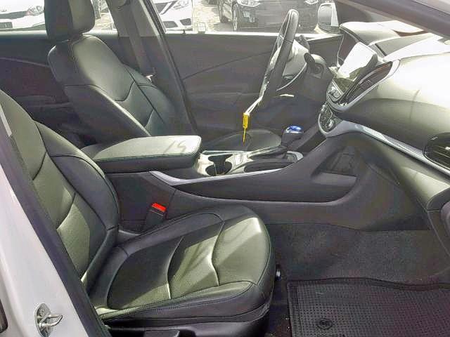 VIN 1G1RC6S56JU144469 2018 Chevrolet Volt, LT no.5