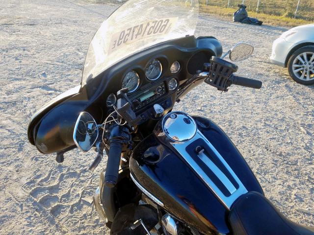 2011 HARLEY-DAVIDSON FLHTK 1HD1KEM17BB656099