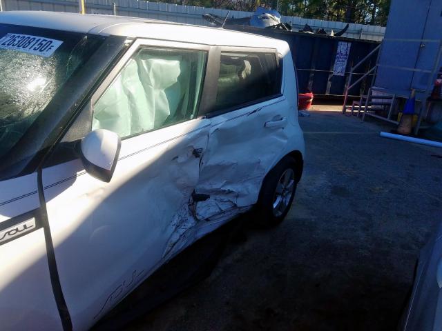 2018 KIA SOUL KNDJN2A20J7520161