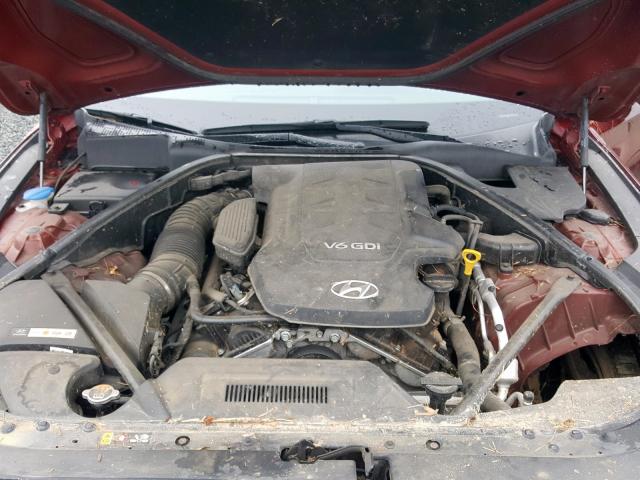 2016 HYUNDAI GENESIS 3. - KMHGN4JE0GU130991