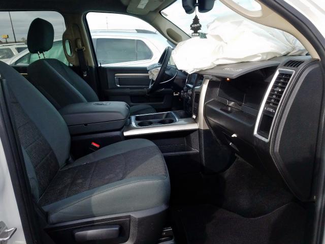2017 RAM 1500 SLT 3C6RR7LT6HG575195