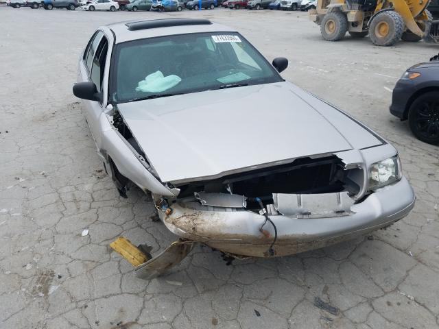 2004 Ford Crown Victoria LX