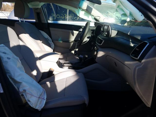 2019 HYUNDAI TUCSON SE KM8J23A49KU046824