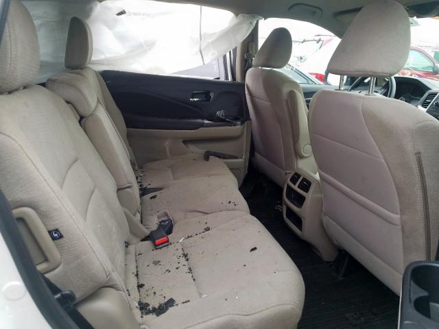 2018 HONDA PILOT LX 5FNYF6H19JB065479