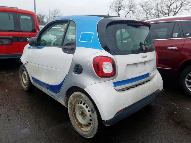 2017 SMART FORTWO WMEFJ5DA8HK168154