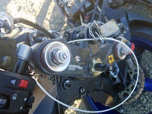 2005 SUZUKI GSX-R1000 JS1GT76A452103927