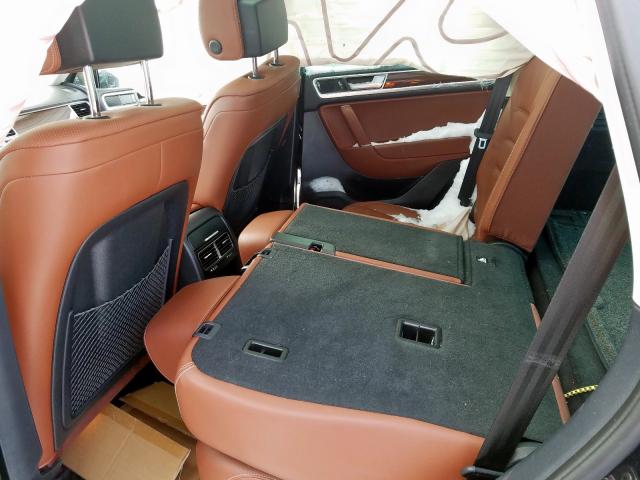 2016 VOLKSWAGEN TOUAREG SP WVGEF9BP2GD011227
