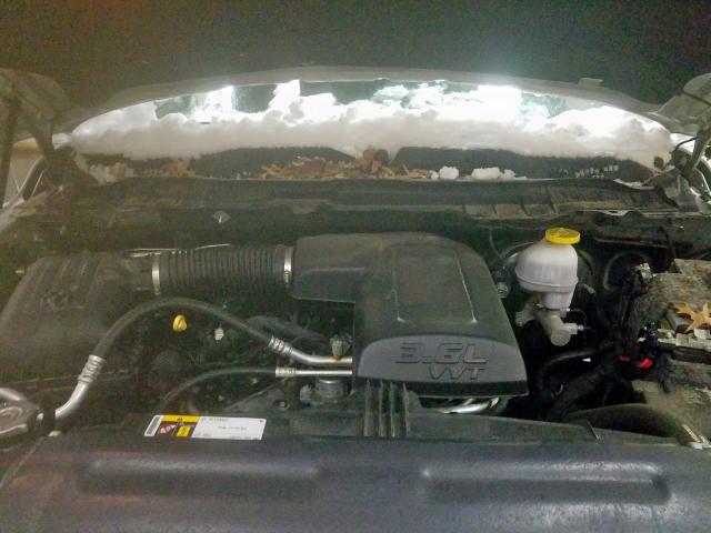 2017 RAM 1500 SLT 1C6RR7LG2HS788544