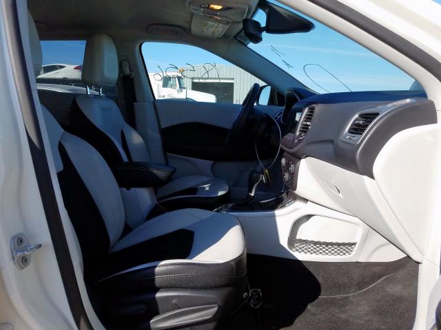 2019 JEEP COMPASS LA 3C4NJDBB8KT695388