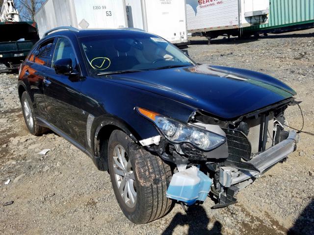 2015 INFINITI QX70