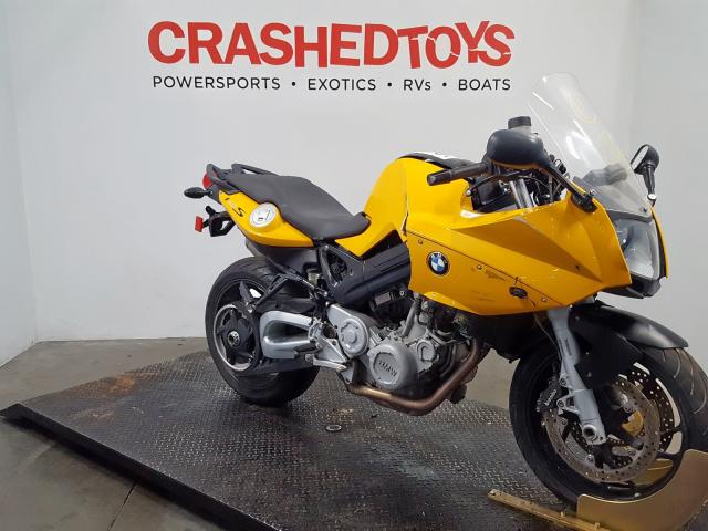 BMW f800s Yellow